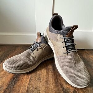 Sketchers Men’s Shoes Sz 13